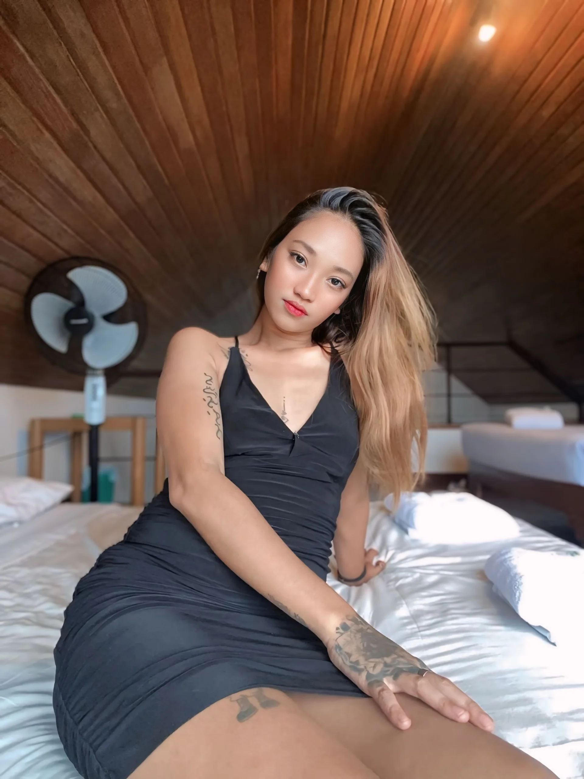 XXX Porn Photo of Nude Single_Mom69 10