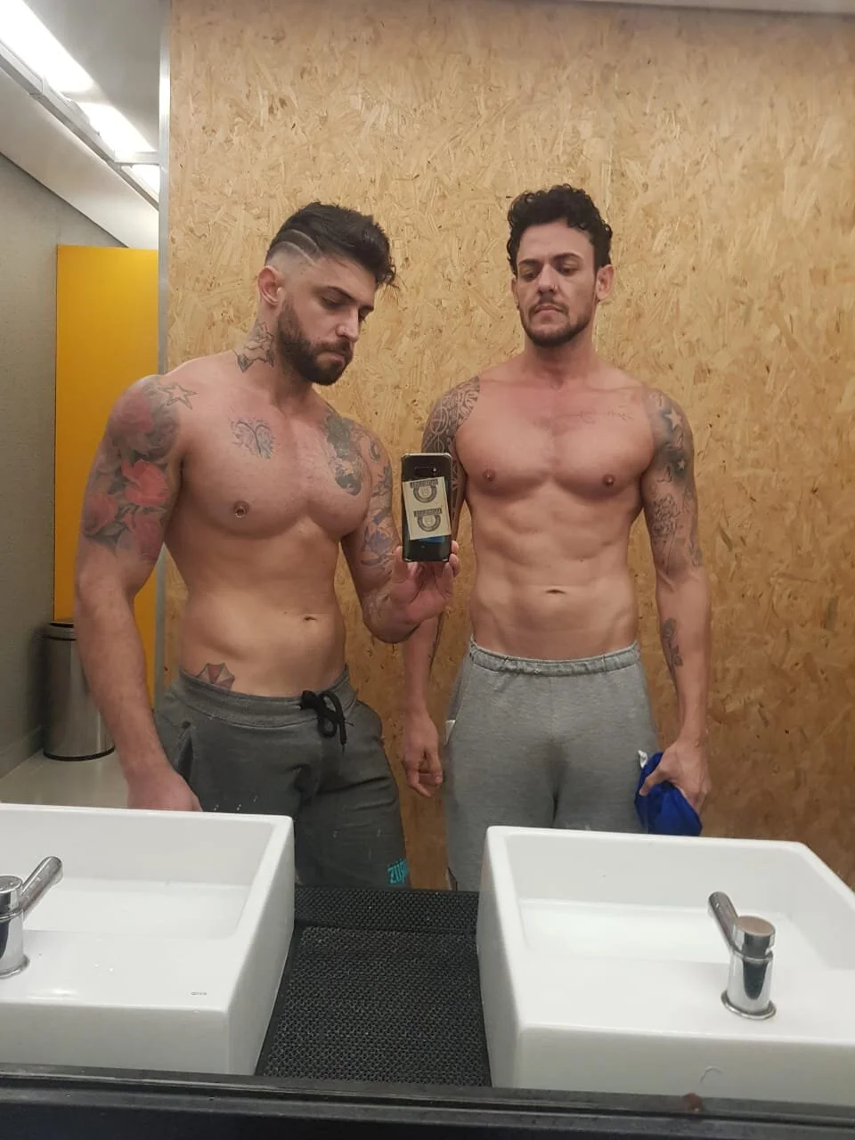 XXX Porn Photo of Nude NycolasRJ 34