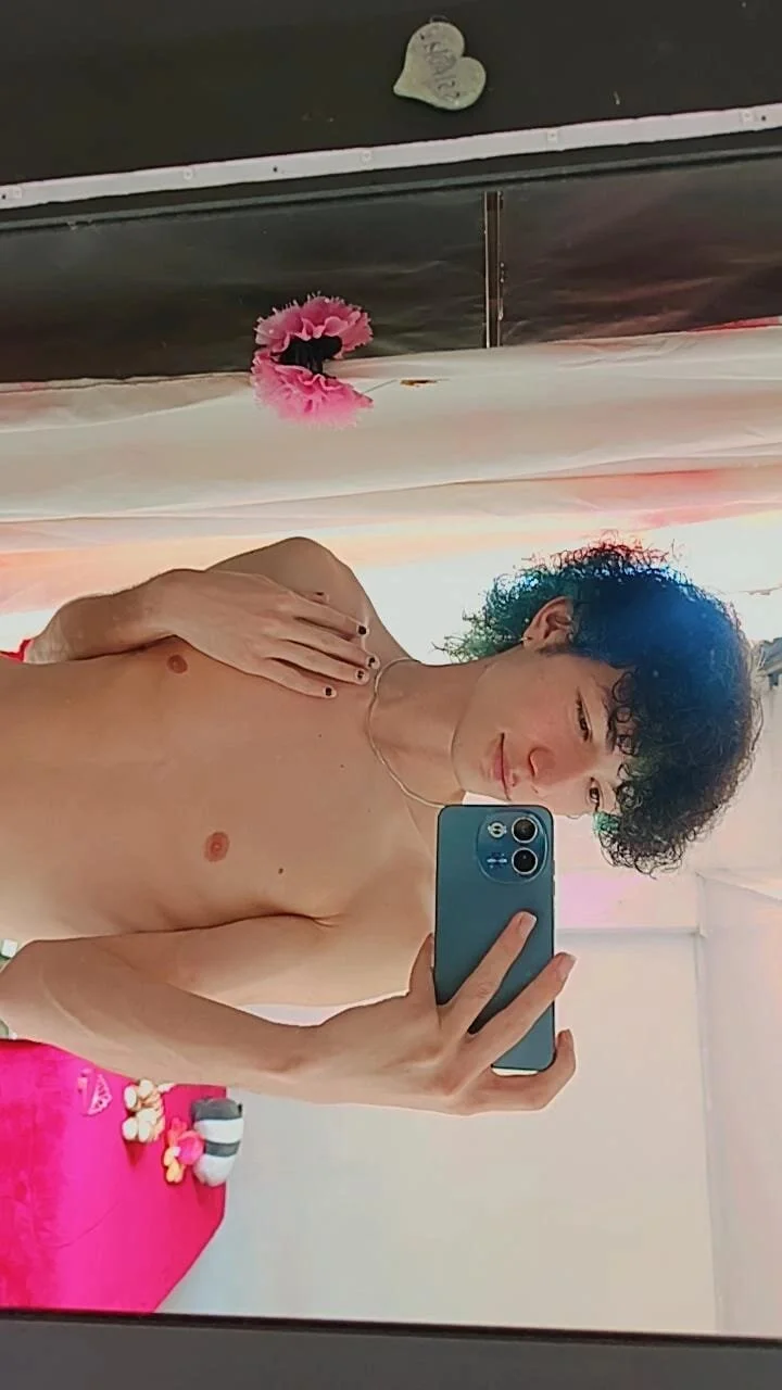 XXX Porn Photo of Nude thanier_18 10