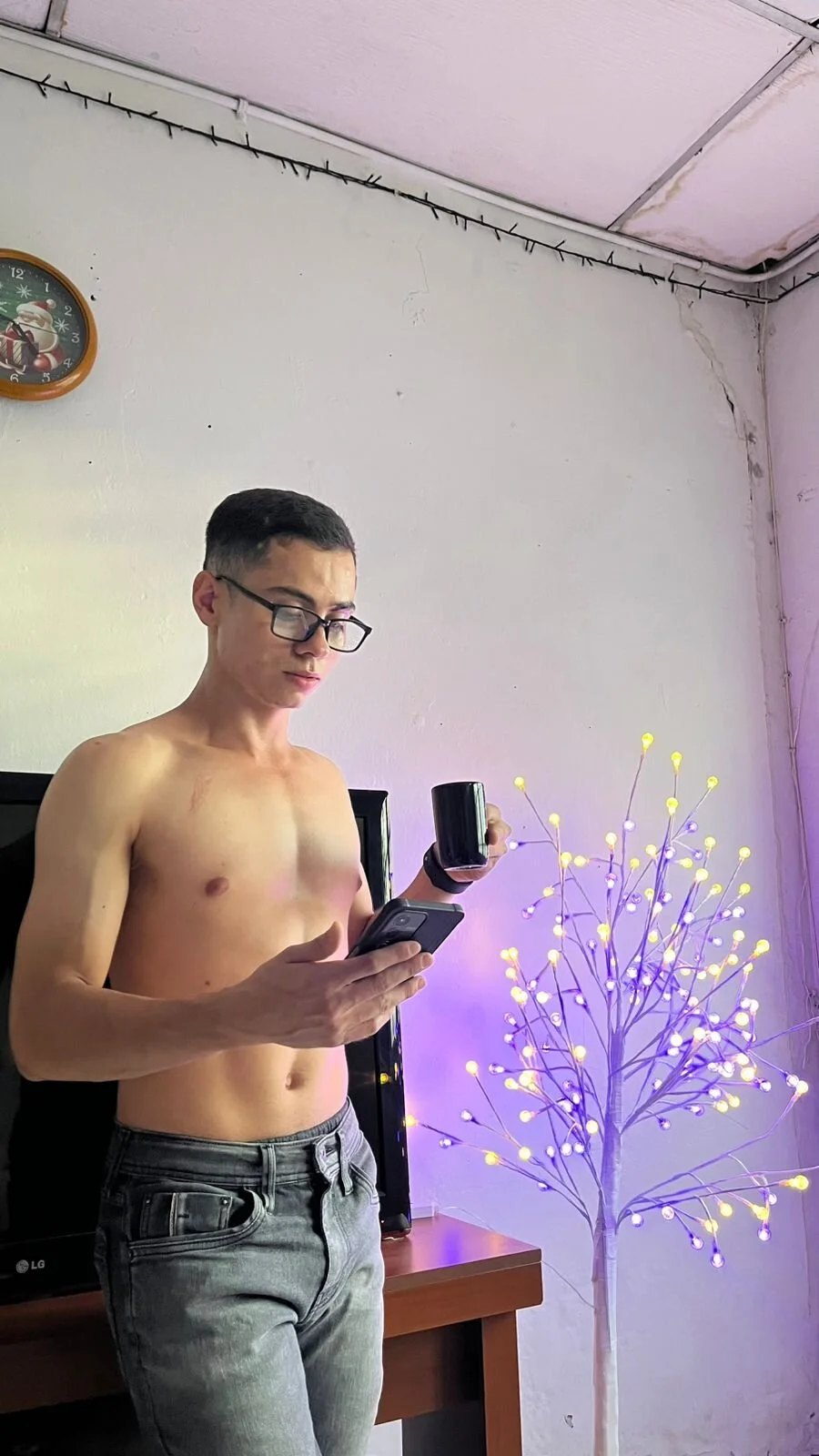 XXX Porn Photo of Nude LeoMonnroe 7