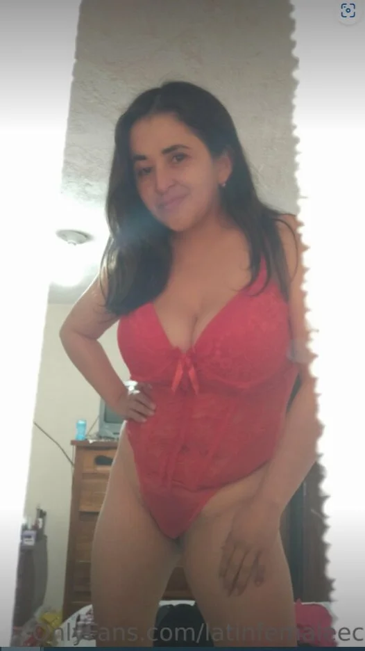 XXX Porn Photo of Nude latinfemale 7