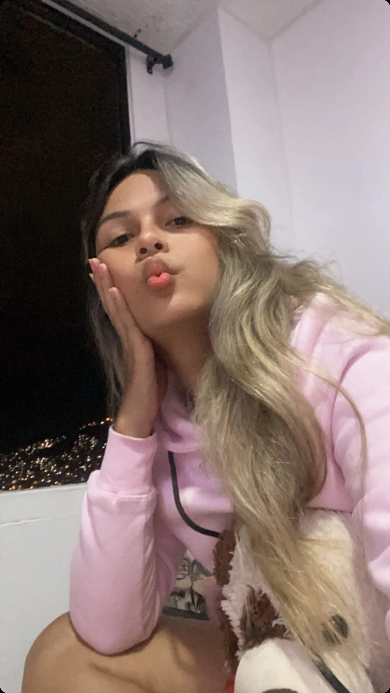 XXX Porn Photo of Nude RubiOberli 19