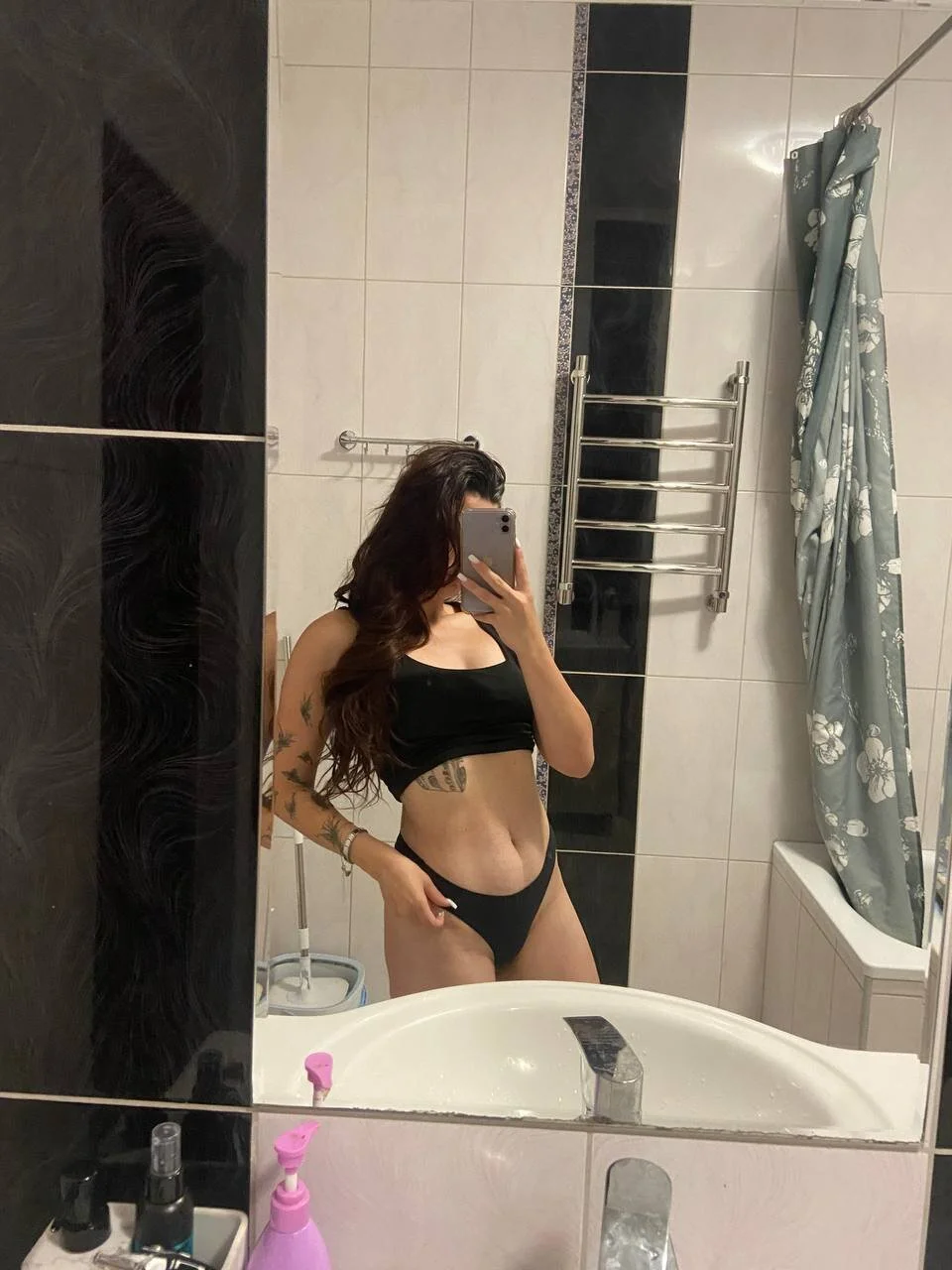 XXX Porn Photo of Nude Insanely_Beautiful1 16