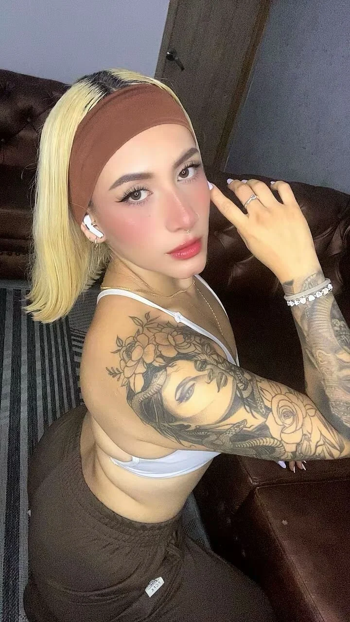 XXX Porn Photo of Nude Emily_robertss 164