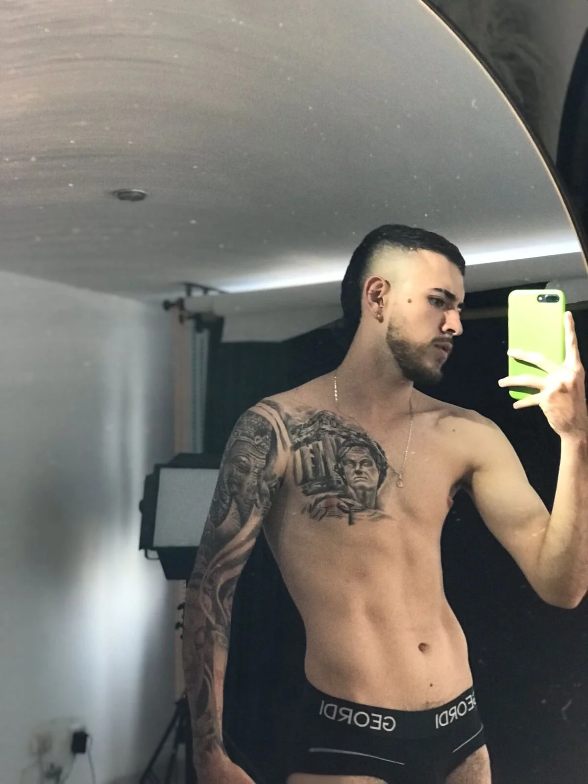 XXX Porn Photo of Nude CodyWalkerR 21