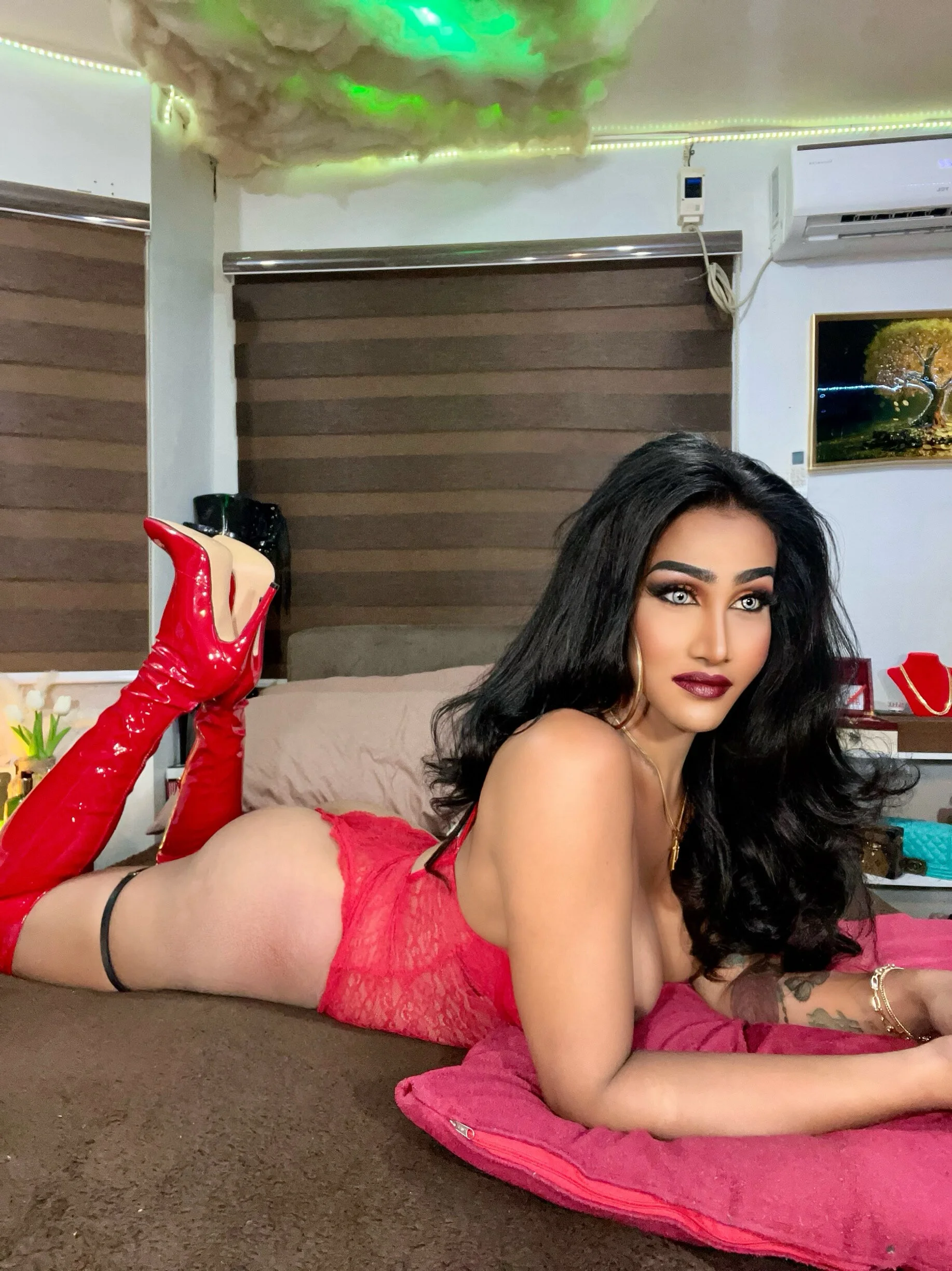 XXX Porn Photo of Nude SeductiveVictoria 21