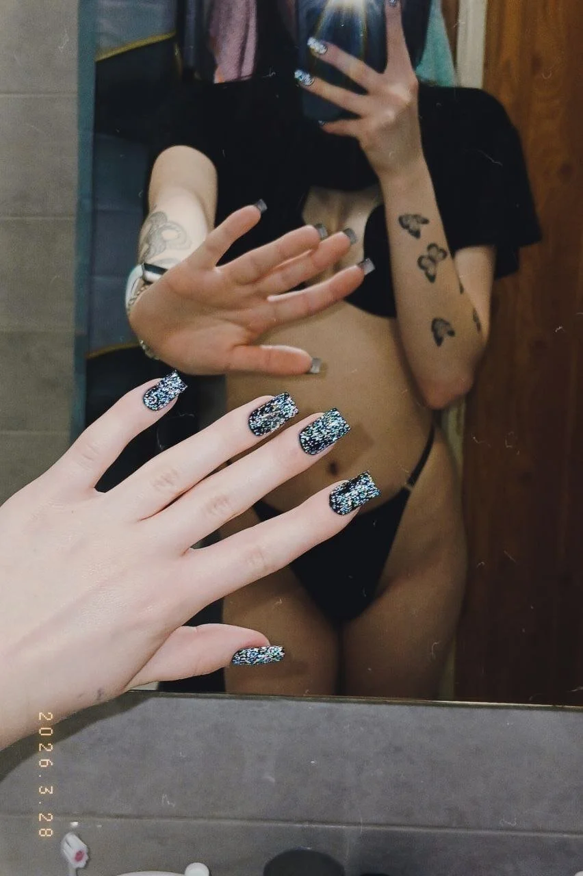 XXX Porn Photo of Nude RoyalVelour_ 11
