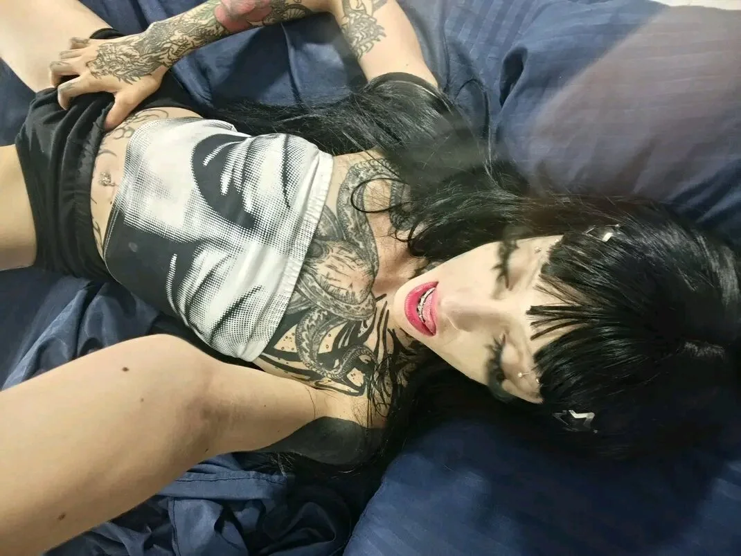 XXX Porn Photo of Nude barbara_anal_squirt_ 881