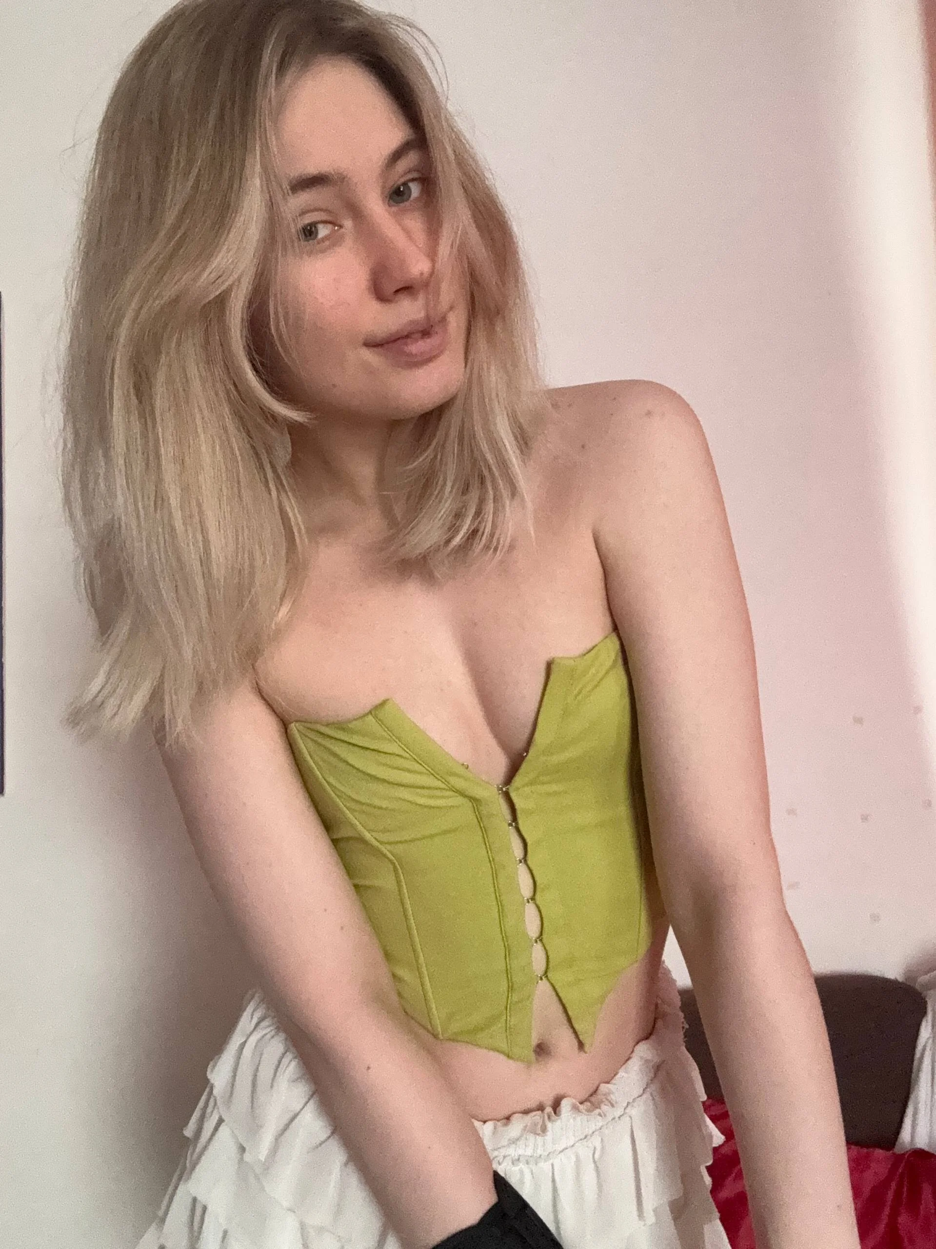 XXX Porn Photo of Nude LovelyMiu 5