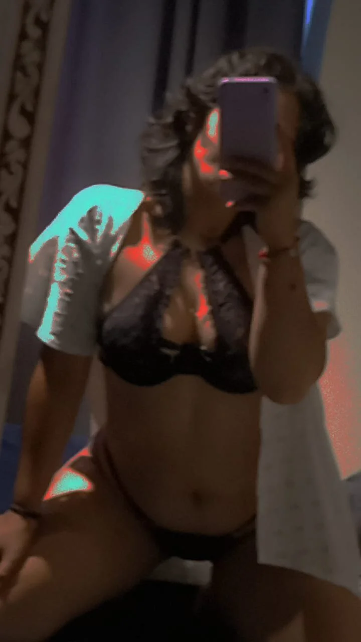XXX Porn Photo of Nude Julieta_Hass 4