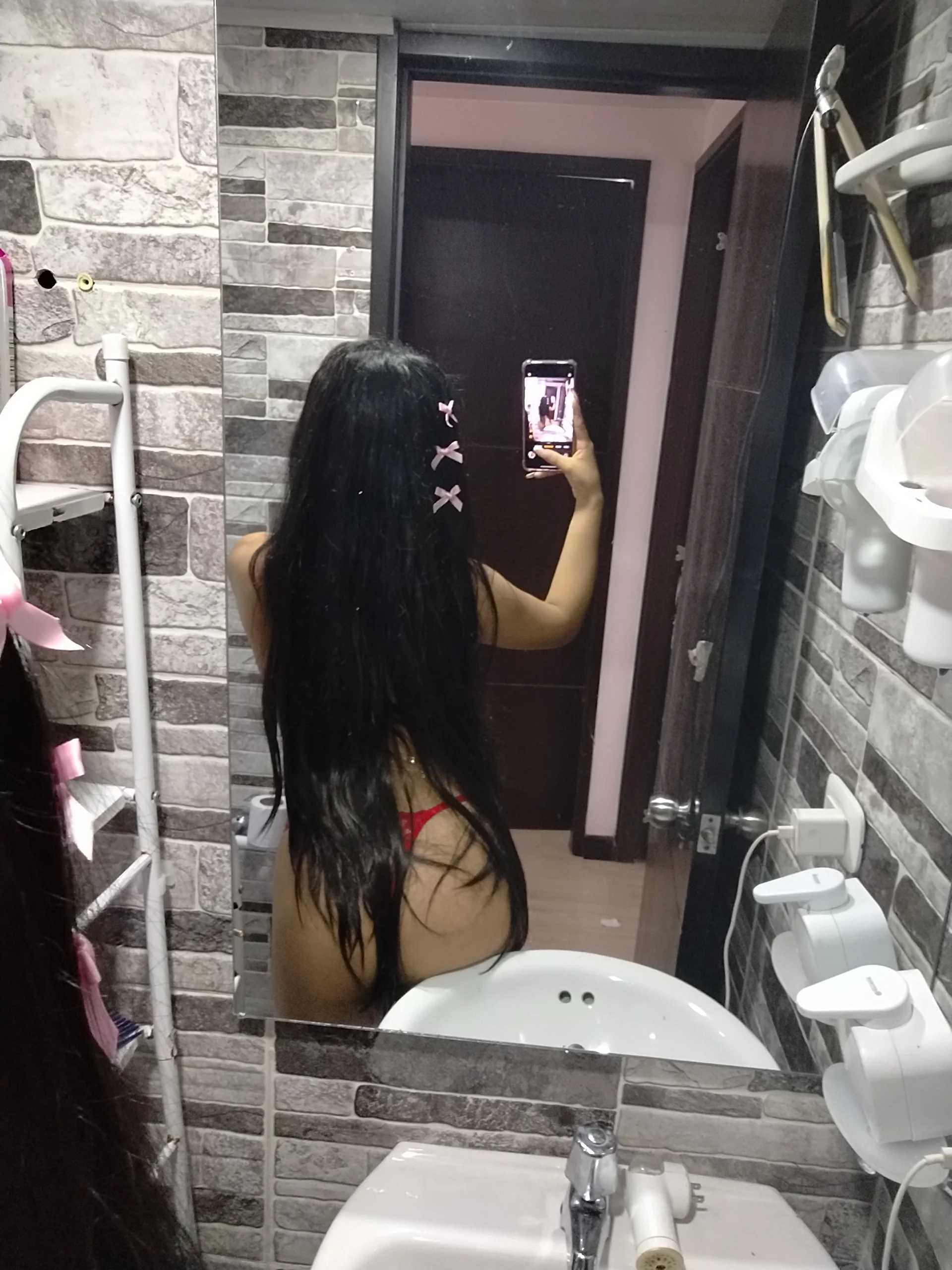 XXX Porn Photo of Nude Ariana_bb 2