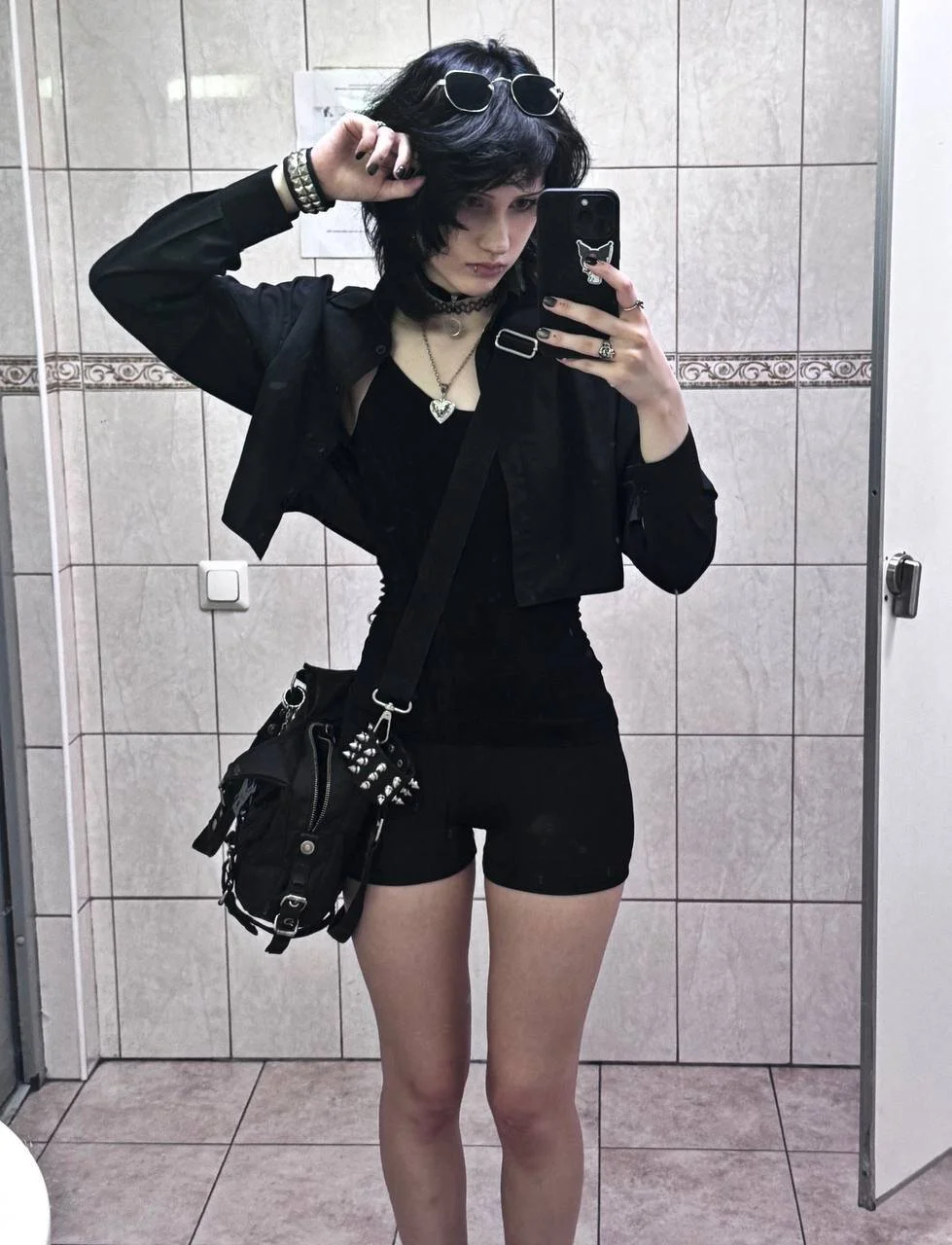 XXX Porn Photo of Nude dark_vamp_ 24