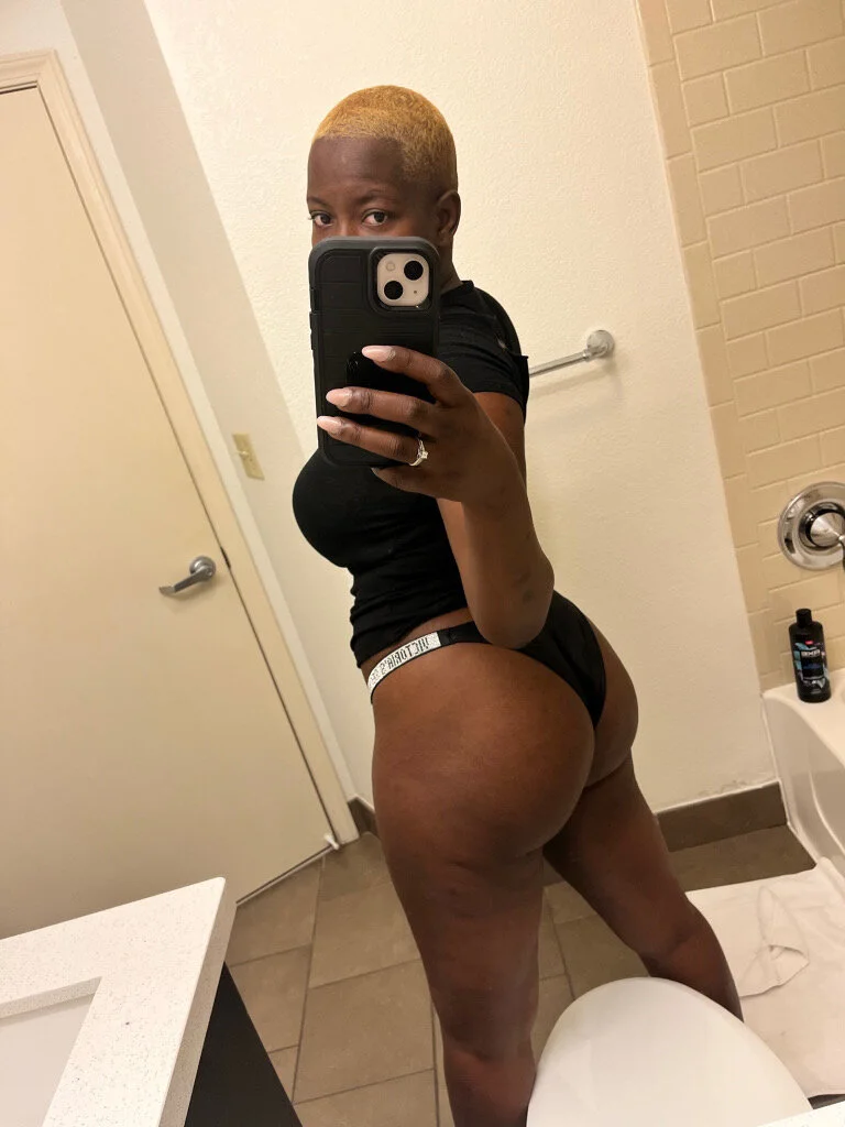 XXX Porn Photo of Nude Rhamia 6