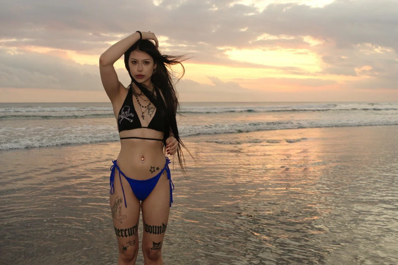 XXX Porn Photo of Nude venomeowww__ 6
