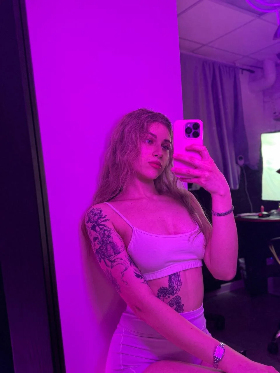 XXX Porn Photo of Nude EllieCutes 10