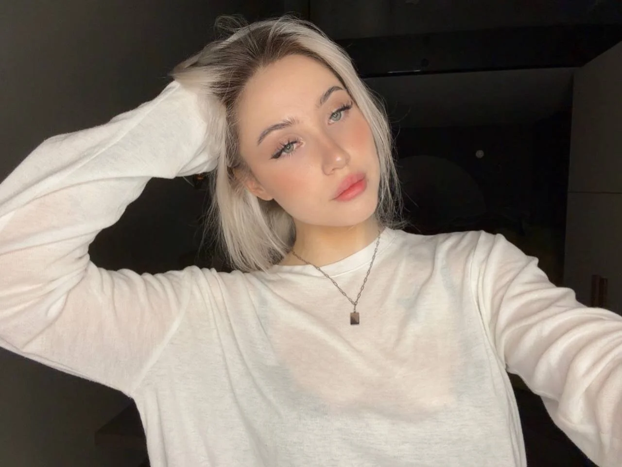 XXX Porn Photo of Nude MoniLyn 5