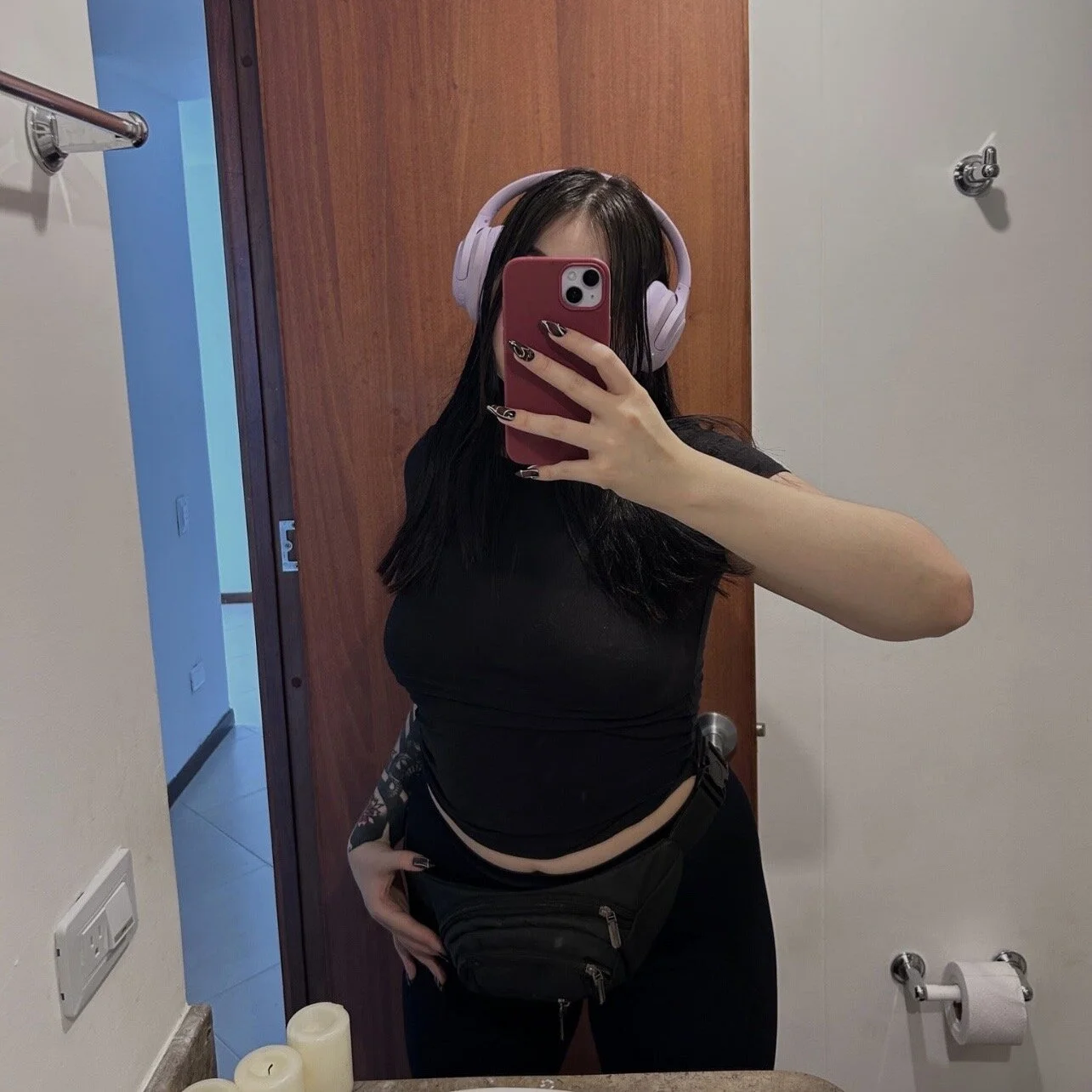 XXX Porn Photo of Nude evelynrosess1 3