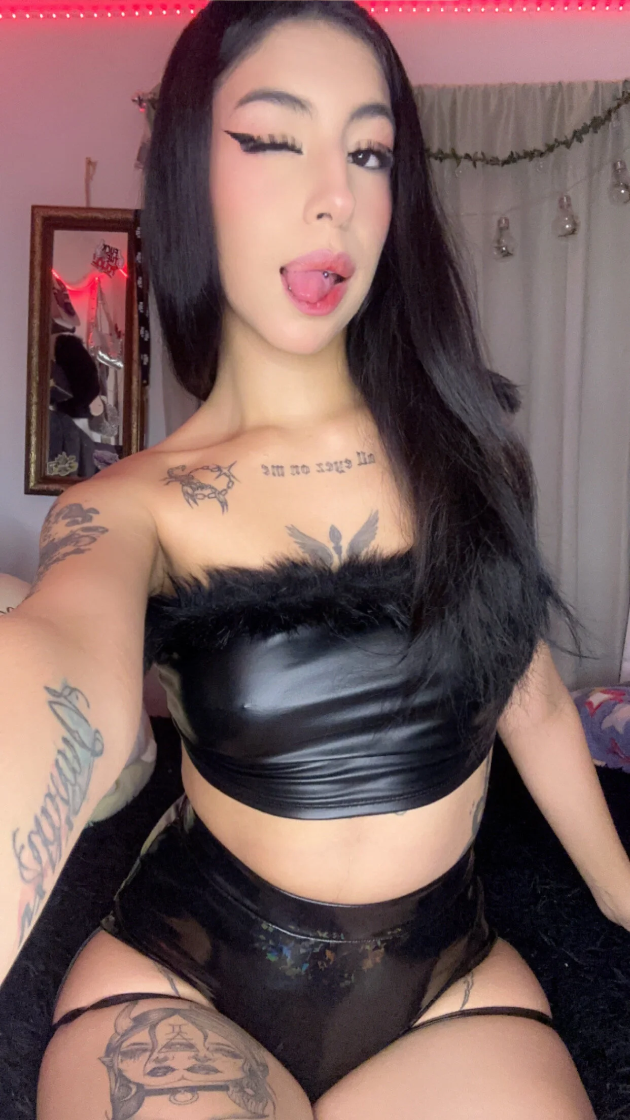 XXX Porn Photo of Nude Kendramillerr_1 11