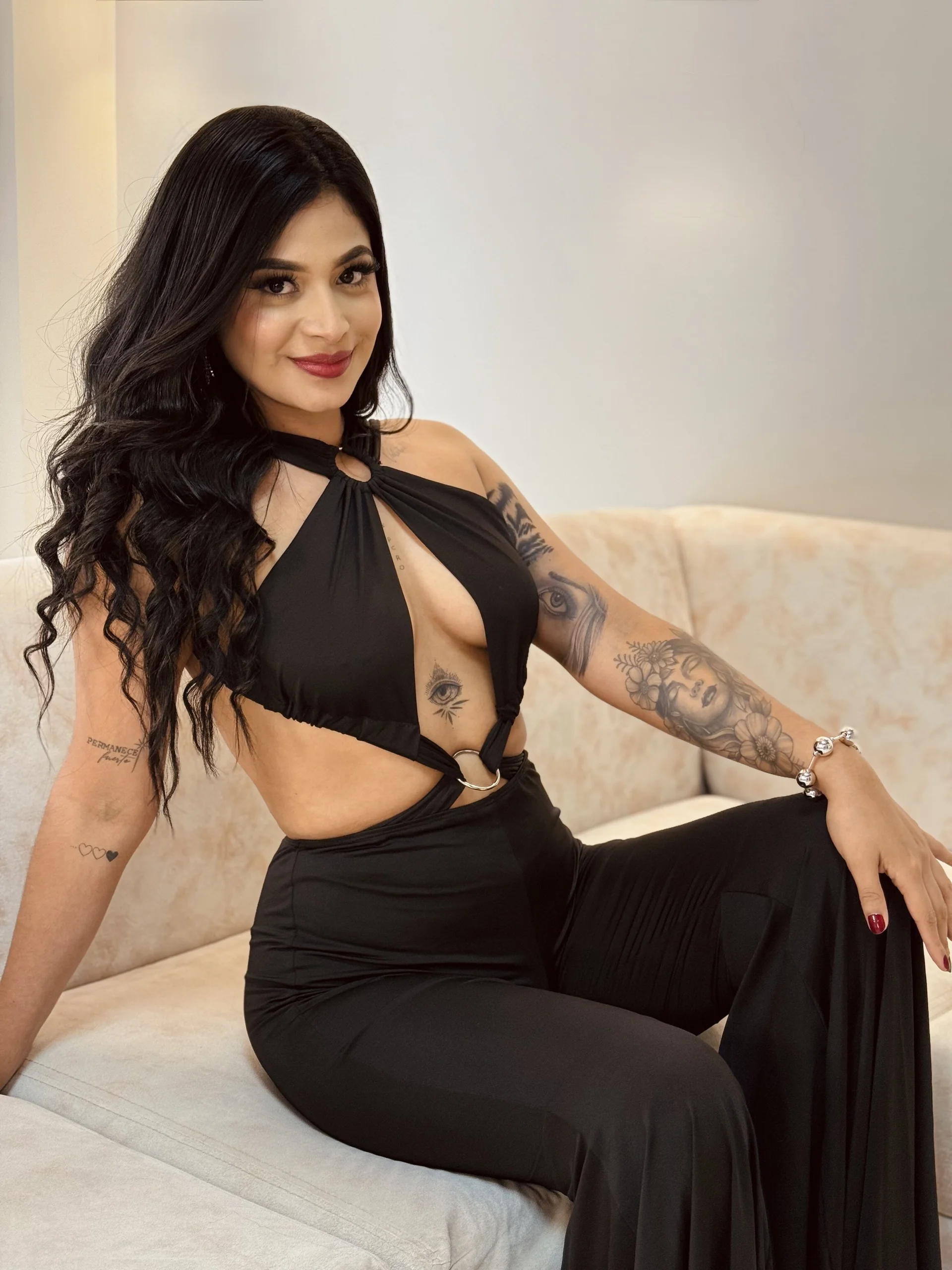 XXX Porn Photo of Nude AlyssaDean 5