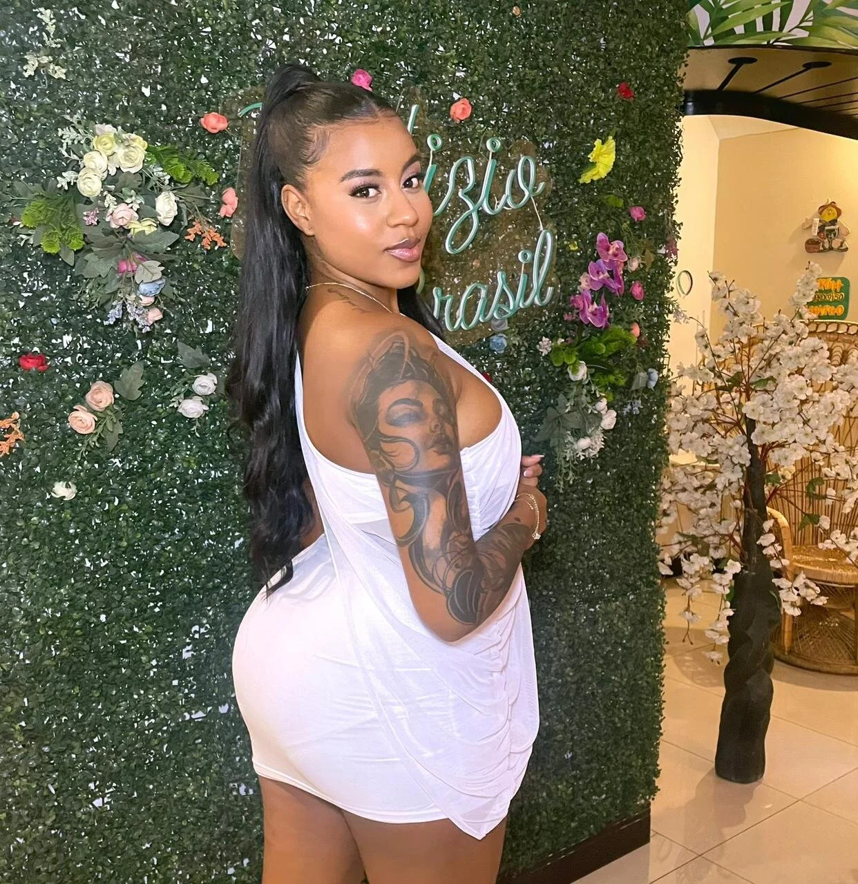 XXX Porn Photo of Nude charlotteeruss 7