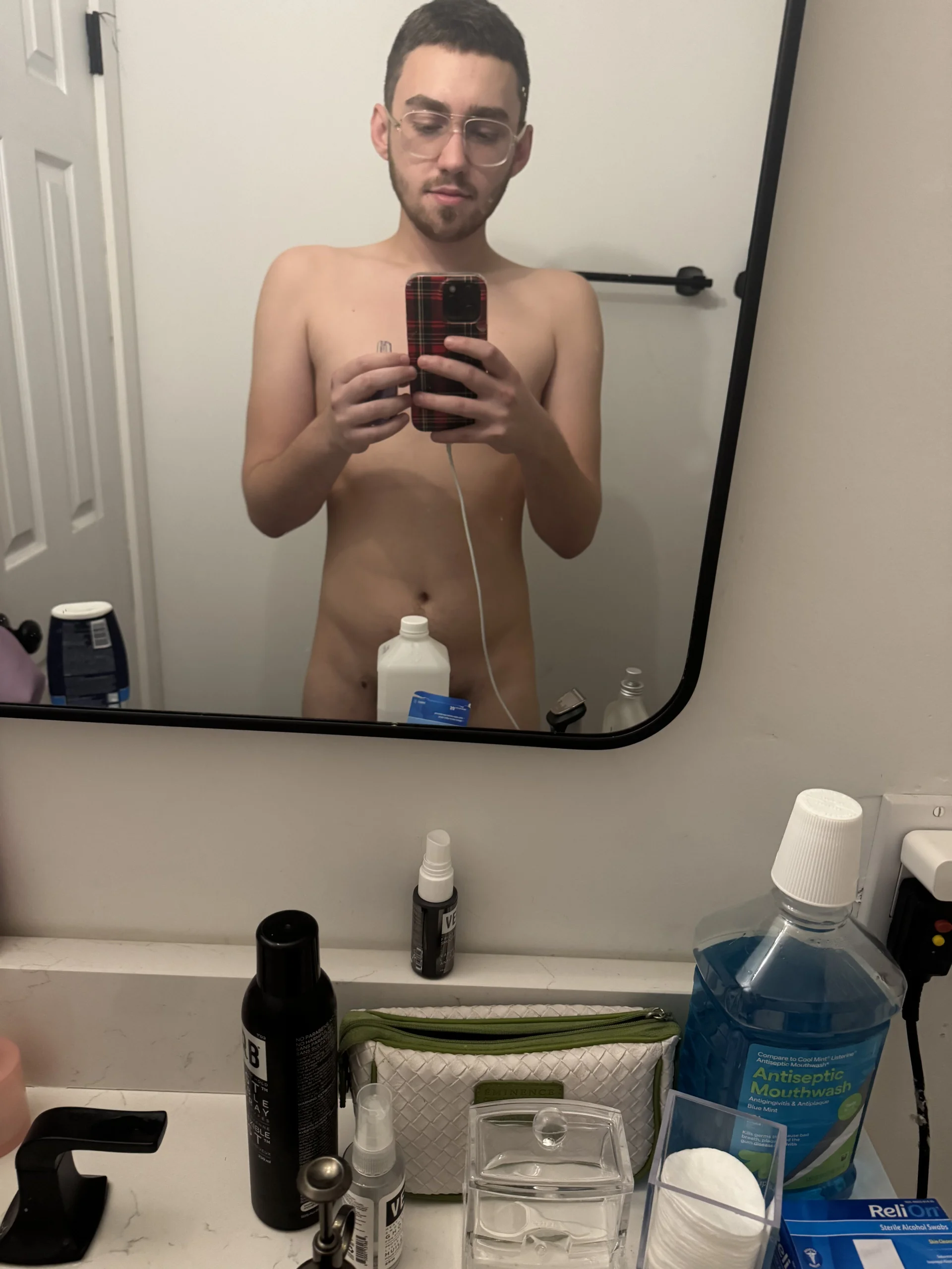 XXX Porn Photo of Nude bttmboy21 1