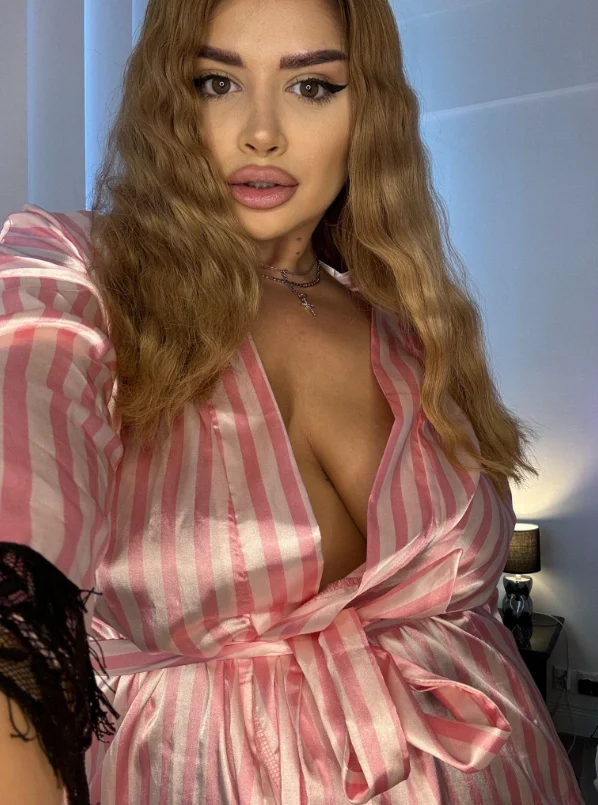 XXX Porn Photo of Nude Amberseyes 4