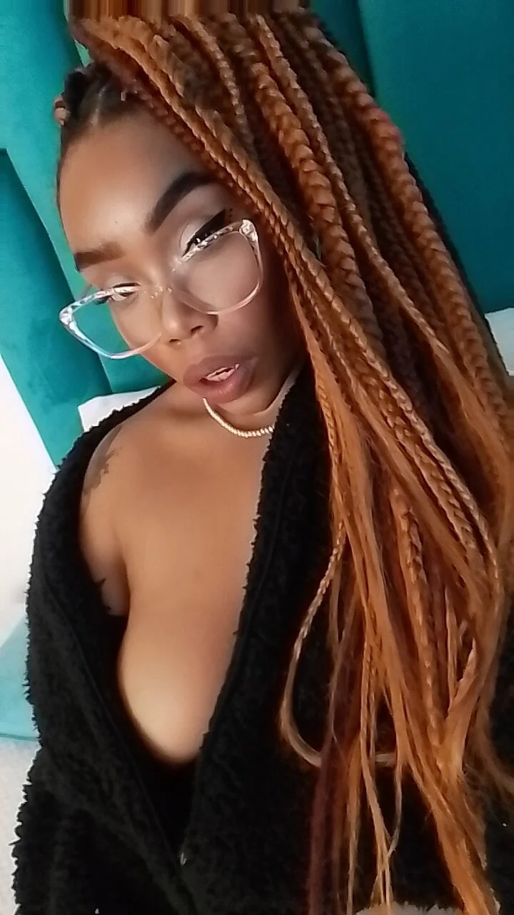 XXX Porn Photo of Nude isabellehaynes 2