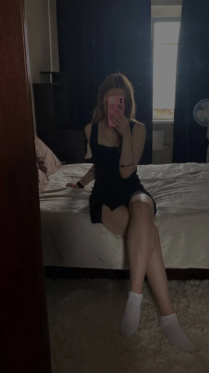 XXX Porn Photo of Nude Foxy_Well 7