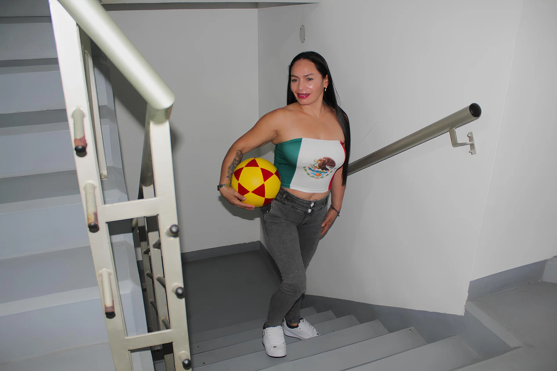 XXX Porn Photo of Nude LucianaMadura1 122