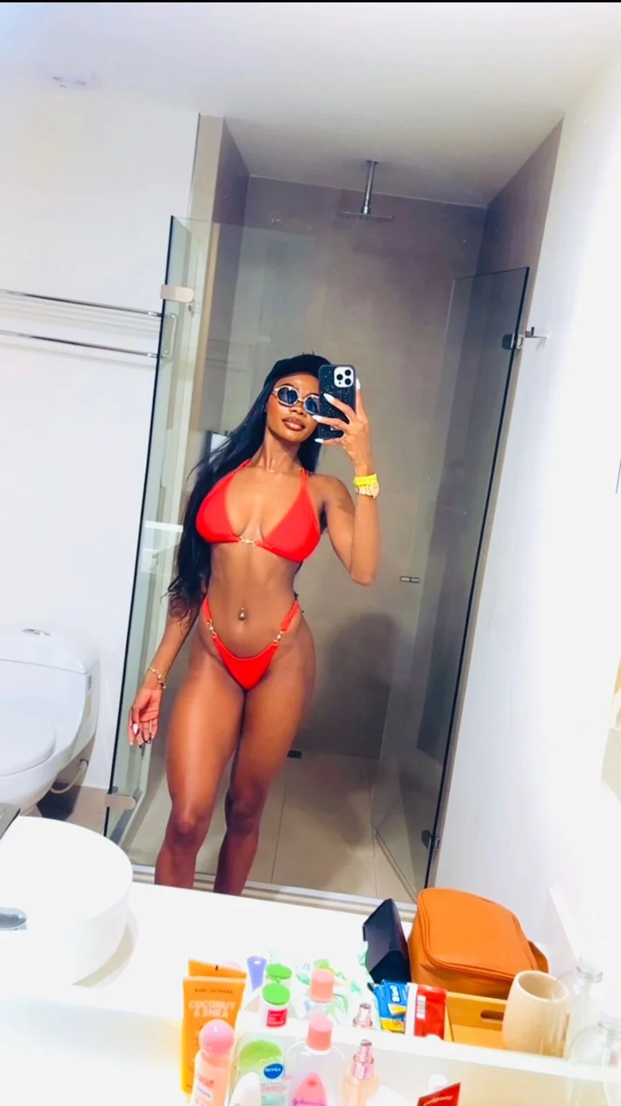XXX Porn Photo of Nude Ayra-starh 9