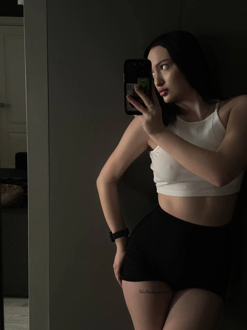 XXX Porn Photo of Nude MizLouLou 8
