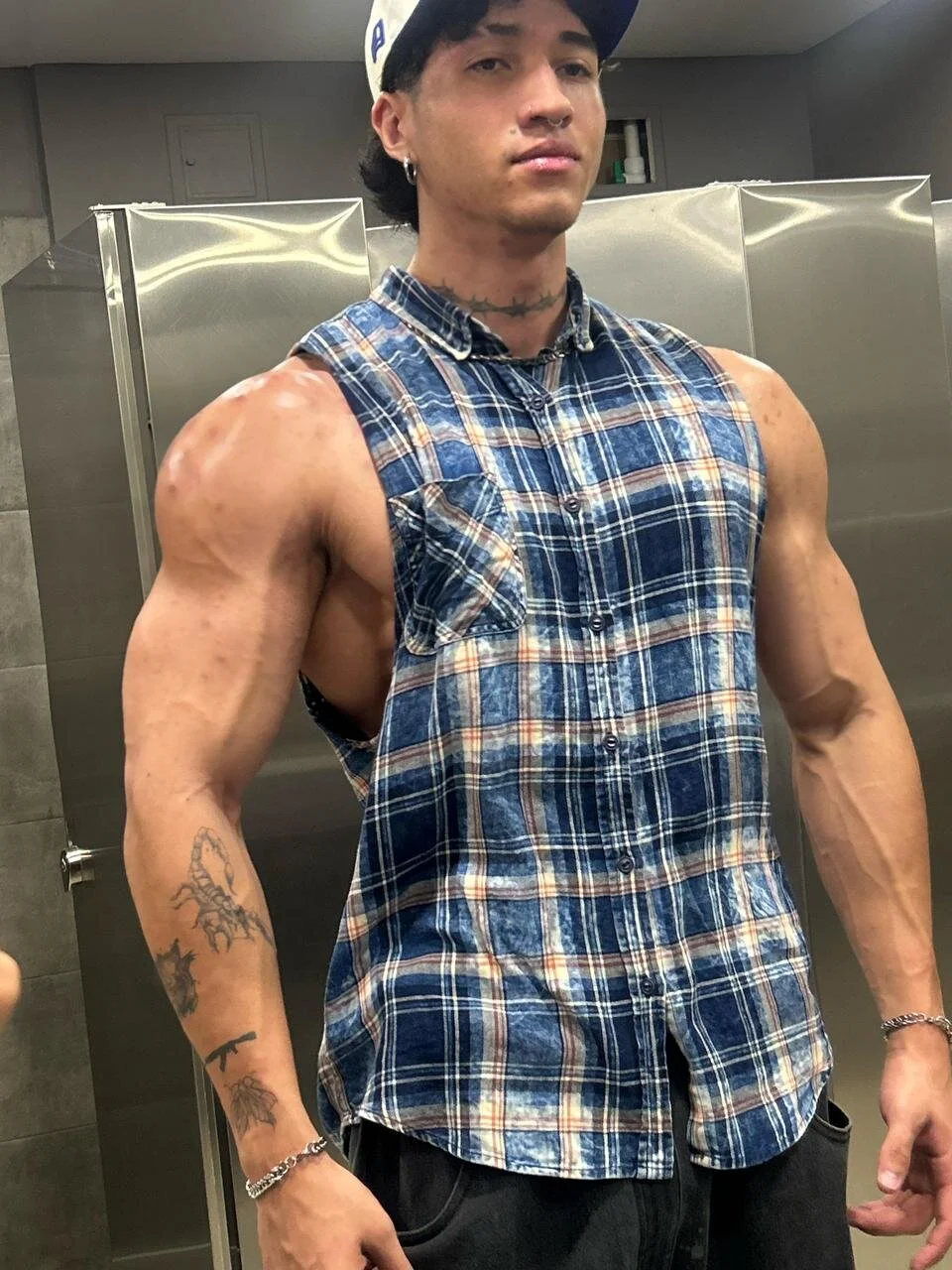 XXX Porn Photo of Nude Bull__fit 13