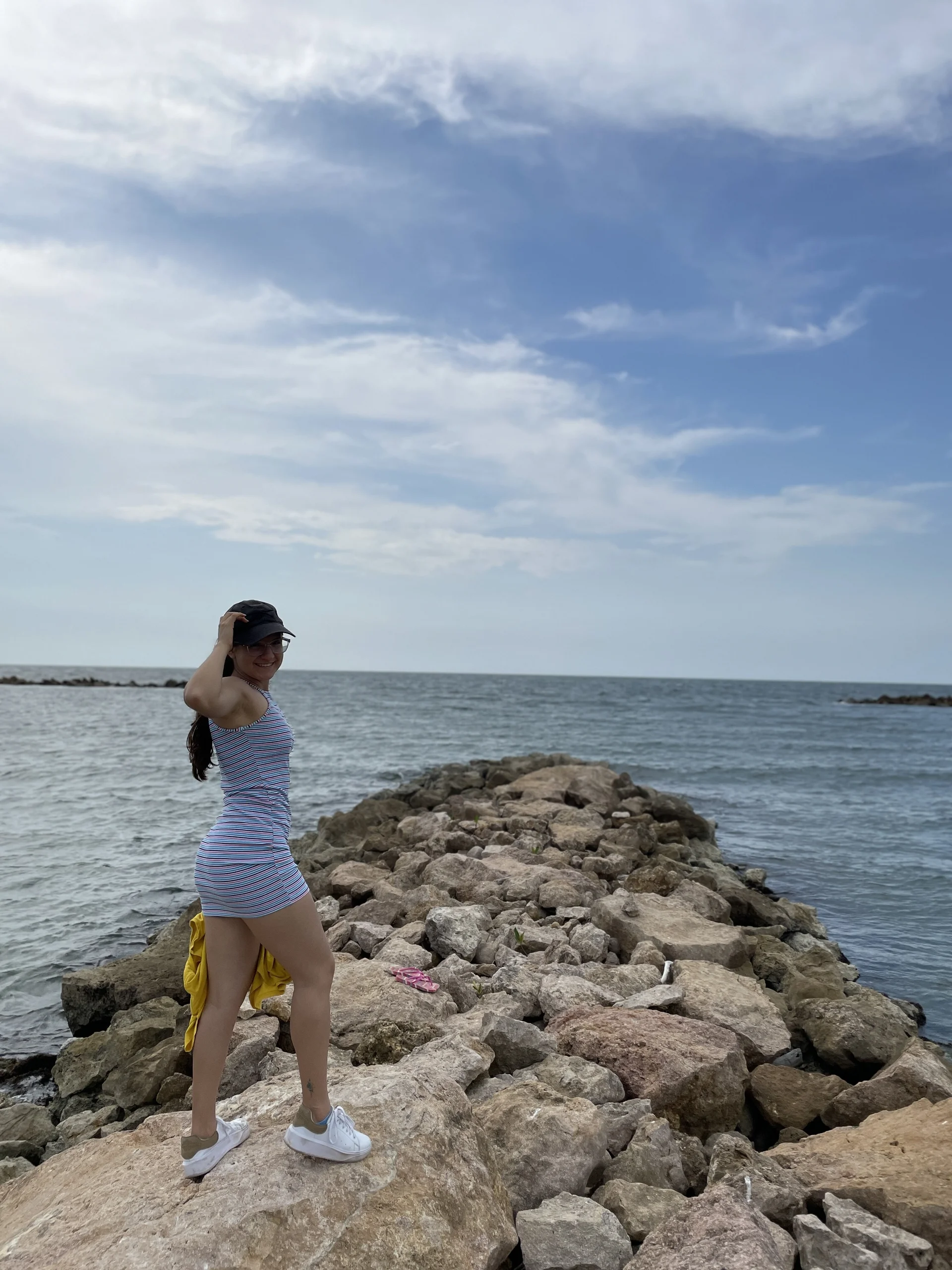 XXX Porn Photo of Nude LivGomezXOXO 13