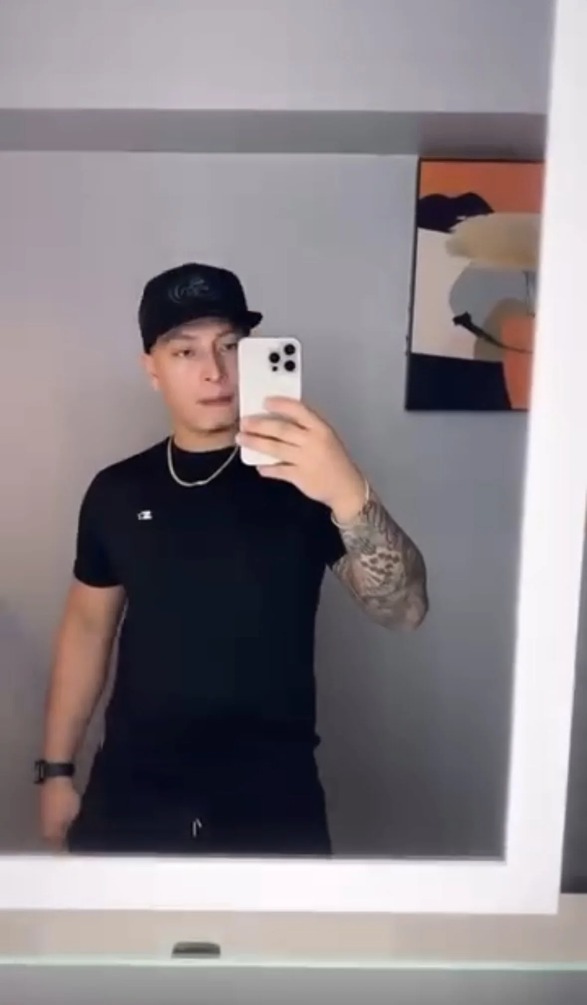 XXX Porn Photo of Nude felipe_caicedohub 2