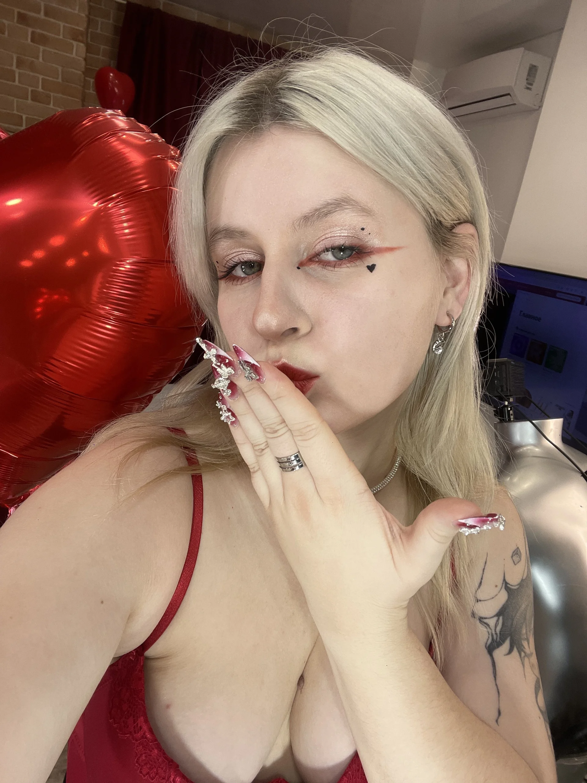 XXX Porn Photo of Nude Flora_SecretLife 57