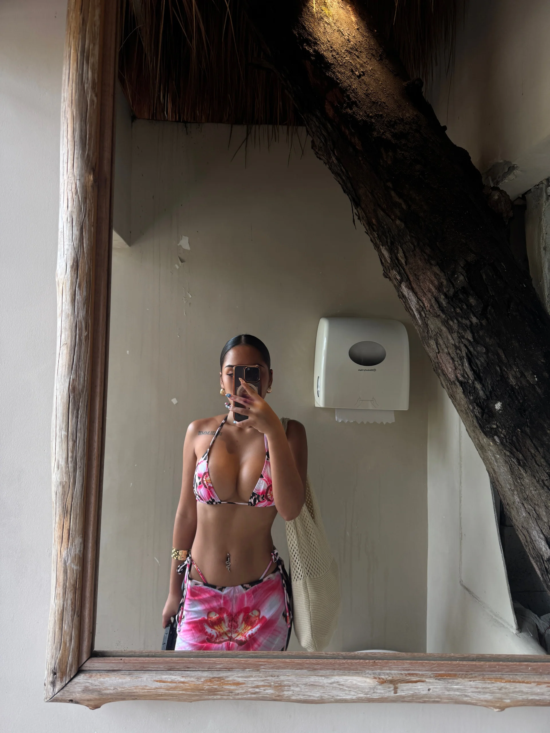 XXX Porn Photo of Nude ice_ice_babyy 19