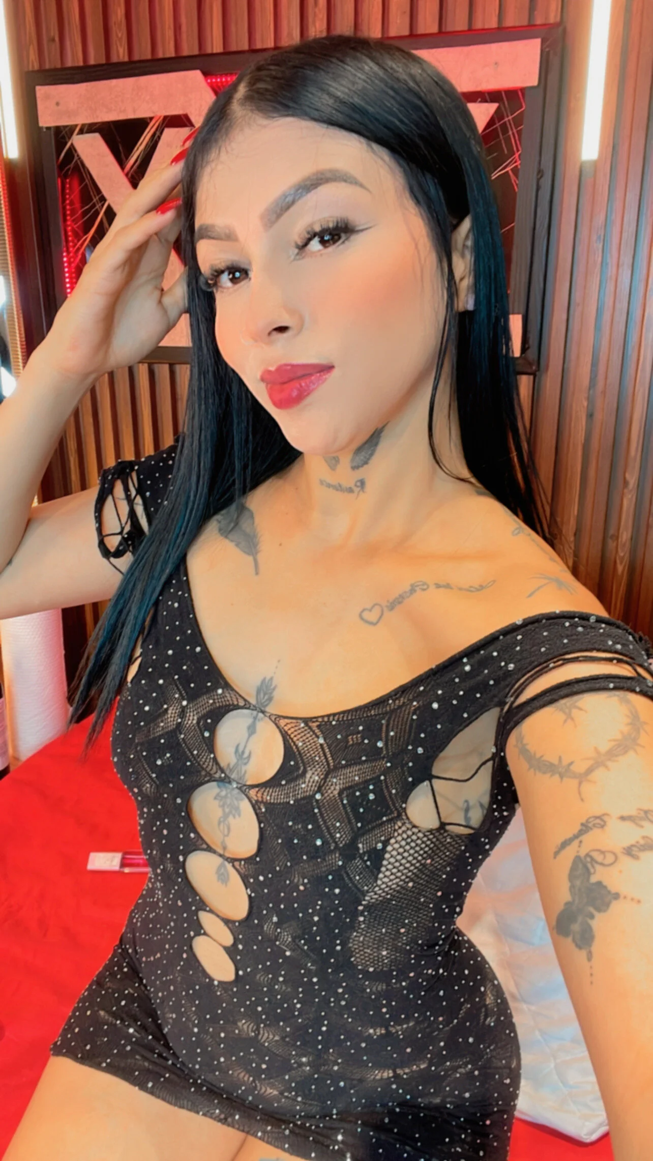 XXX Porn Photo of Nude channel_guss 75