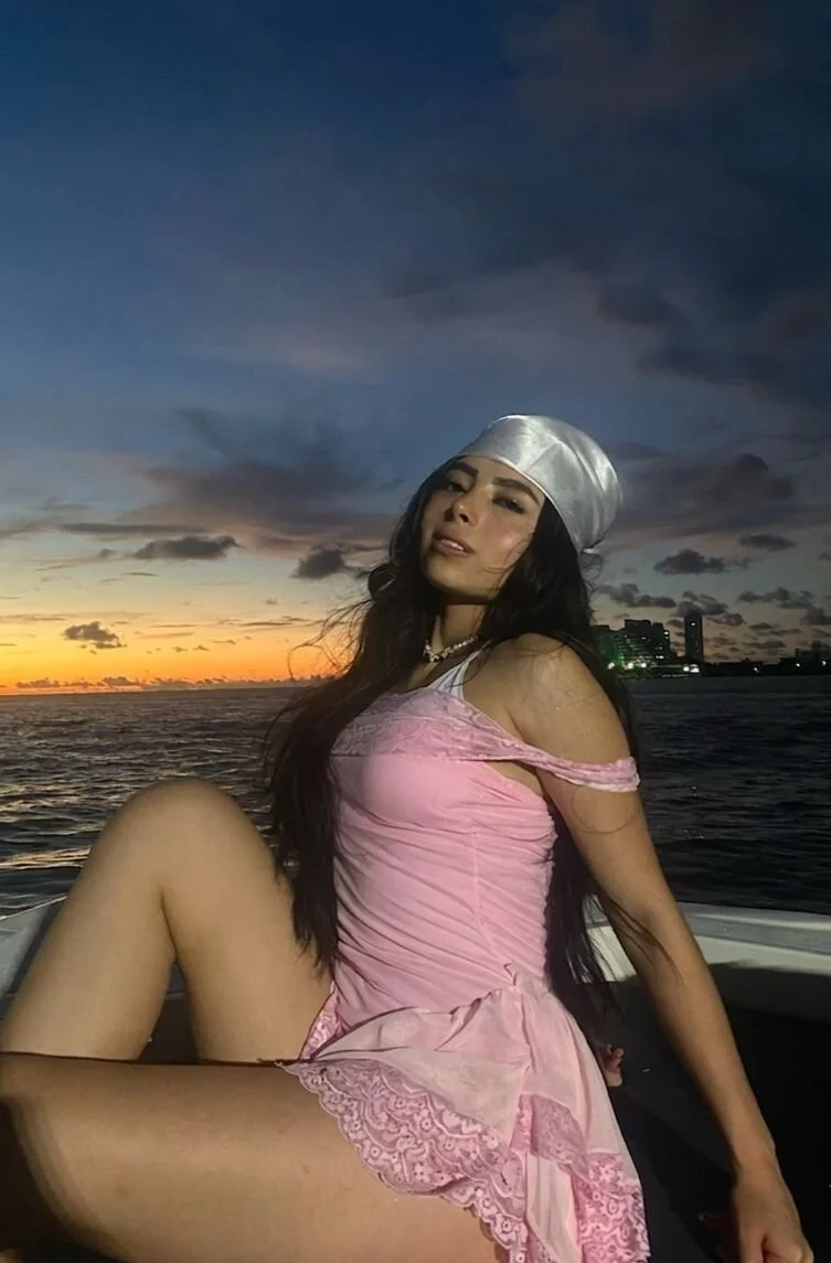 XXX Porn Photo of Nude BbyAnyaa 4