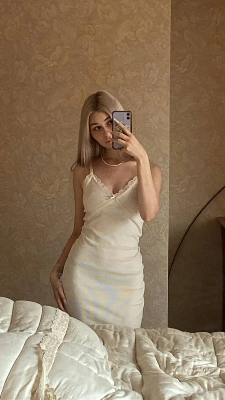 XXX Porn Photo of Nude white_godness 4
