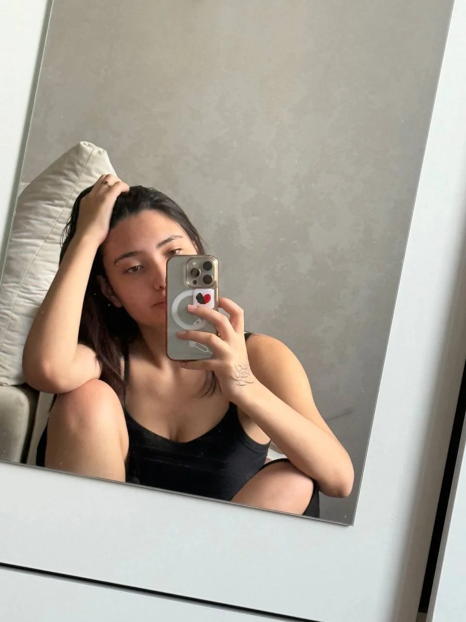 XXX Porn Photo of Nude CarliSatunas 4