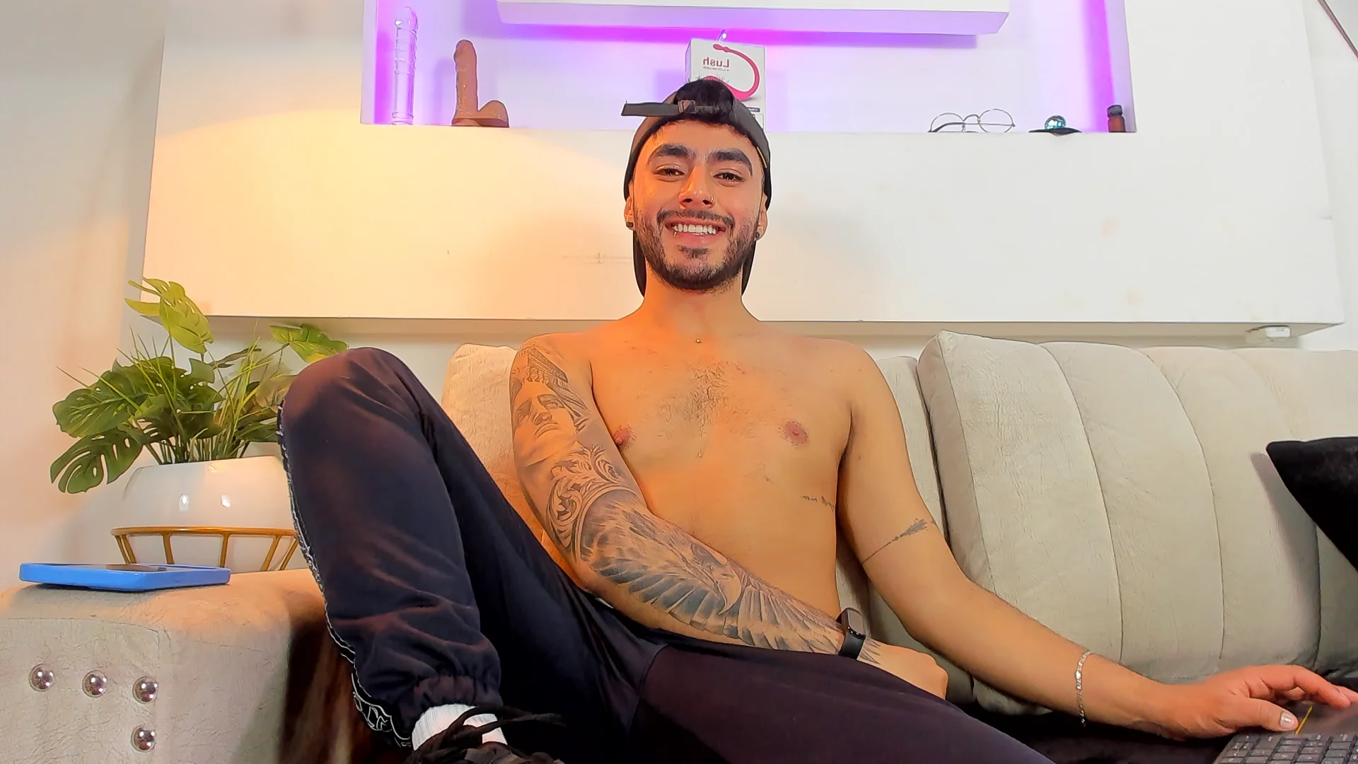 XXX Porn Photo of Nude ItsMeEros 215