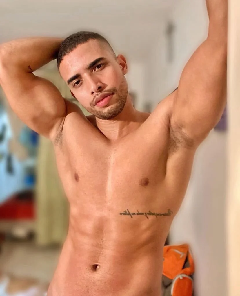 XXX Porn Photo of Nude LincomAmith 10