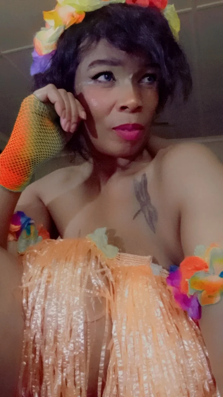 XXX Porn Photo of Nude Gucci_Bx 525