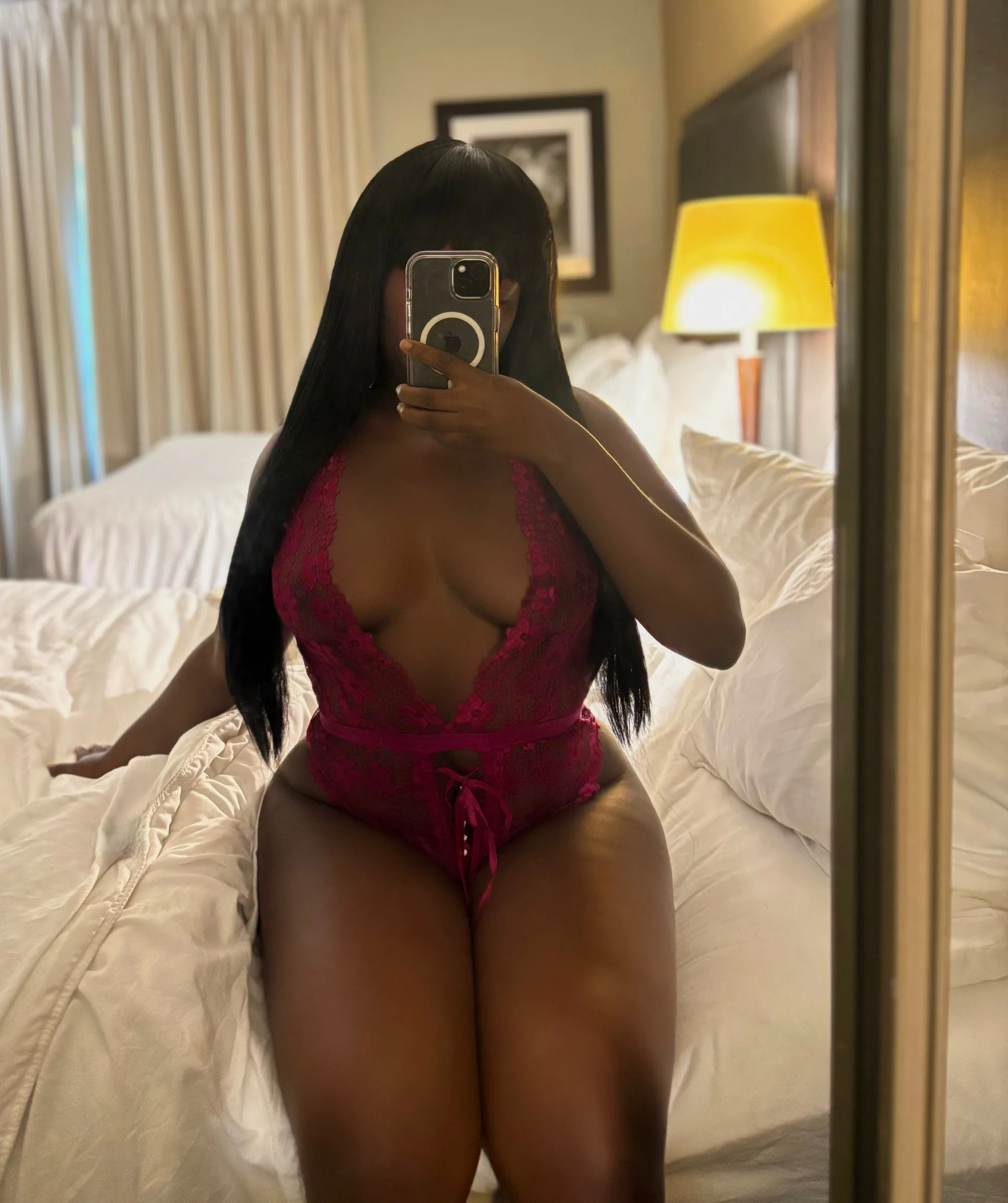 XXX Porn Photo of Nude London_xo 6