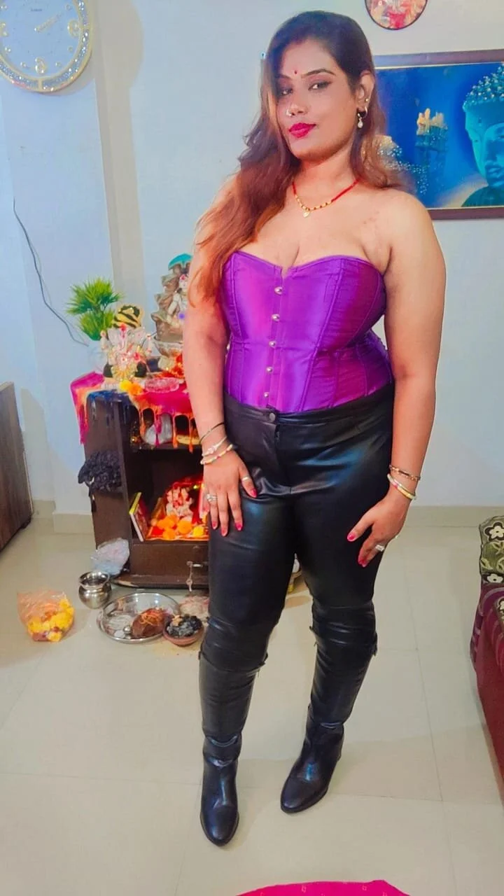 XXX Porn Photo of Nude Rashiqueen 2
