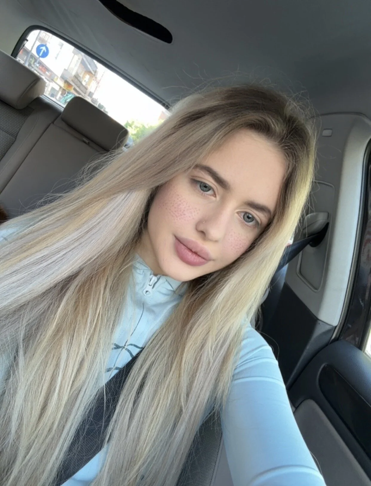 XXX Porn Photo of Nude Holly-Glamour 23