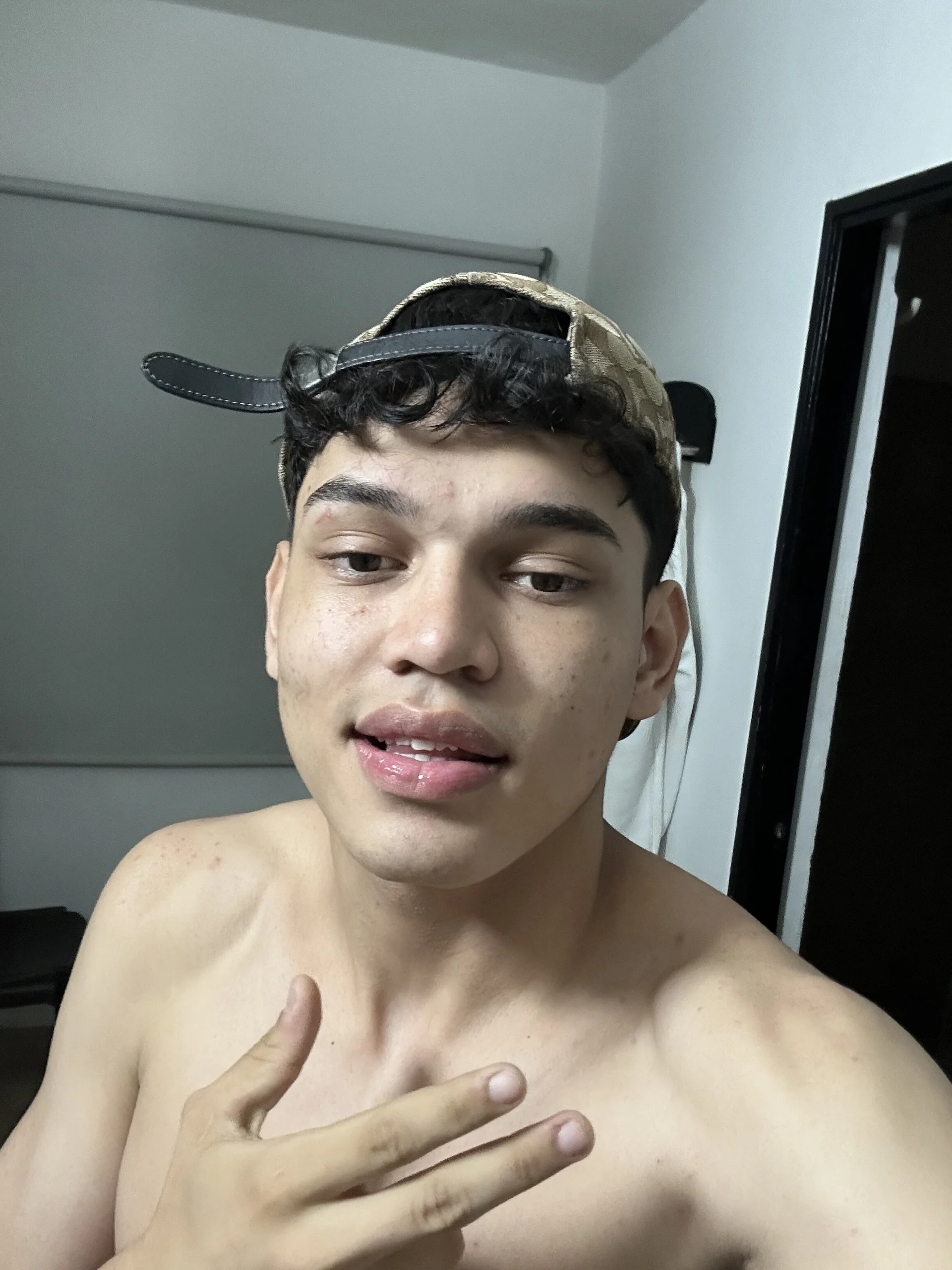 XXX Porn Photo of Nude Jostyn18boy 6