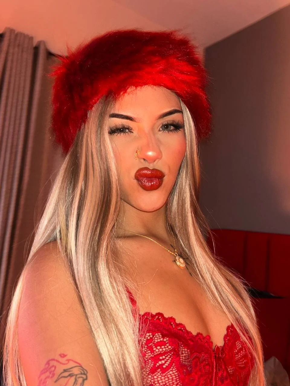 XXX Porn Photo of Nude Giovanna_oliveira 122
