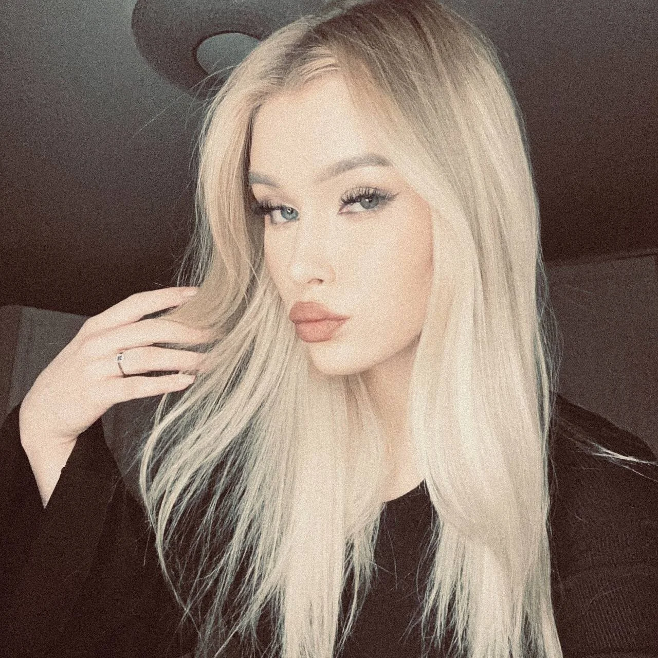 XXX Porn Photo of Nude BlondeAura 3