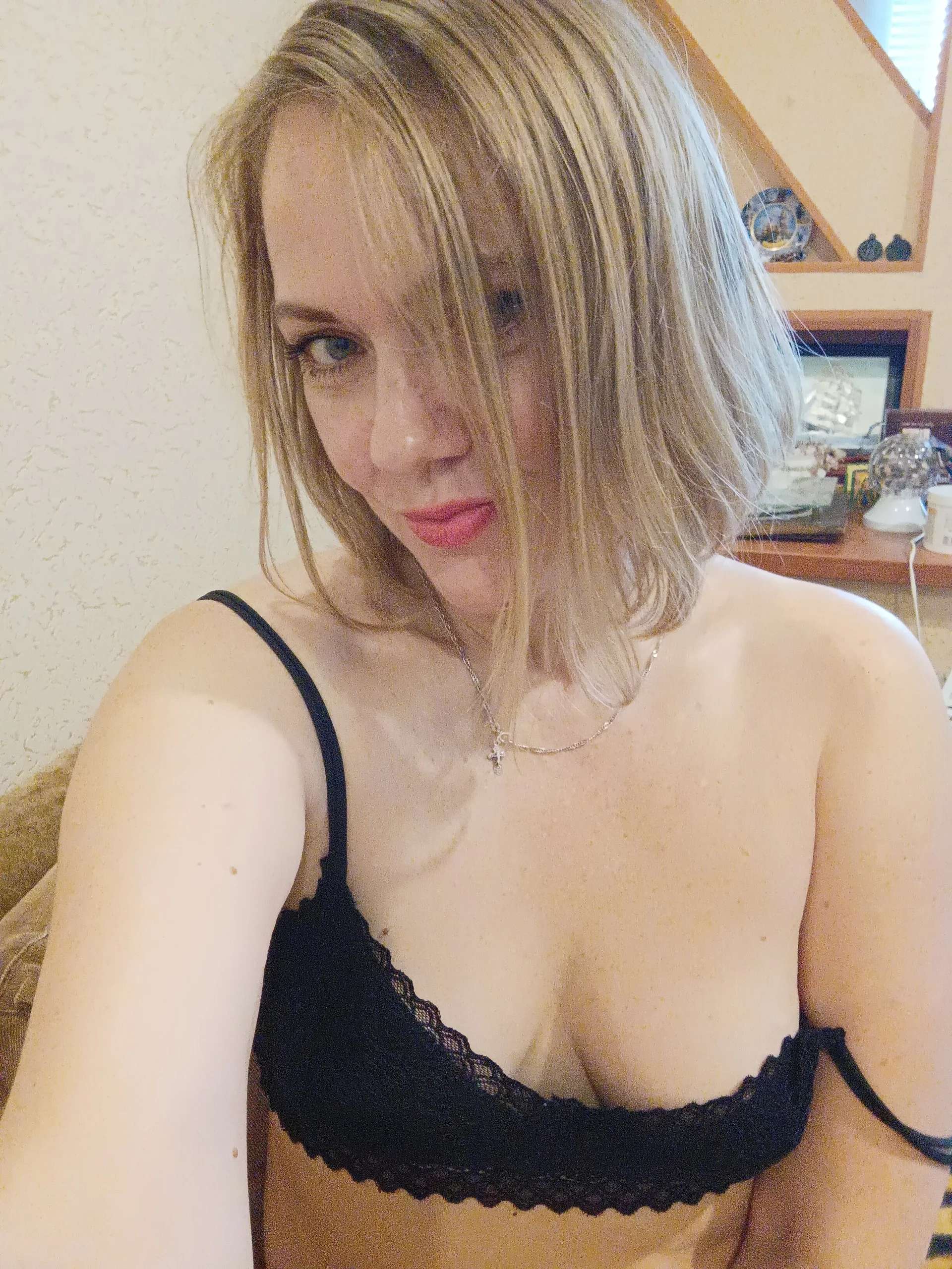 XXX Porn Photo of Nude YourQueenX 22
